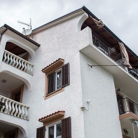 Guest House Ivo Lovran Exterior photo